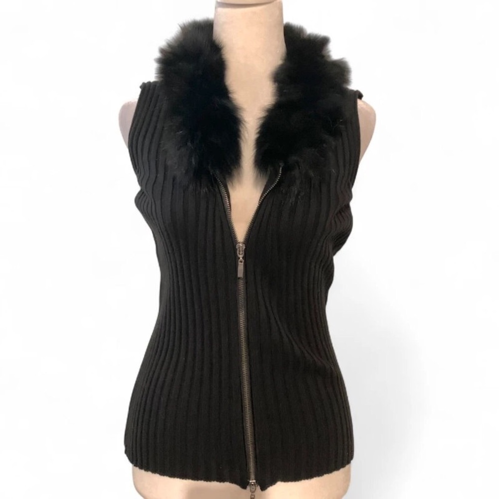 Black Ribbed Vest with Faux Fur Collar